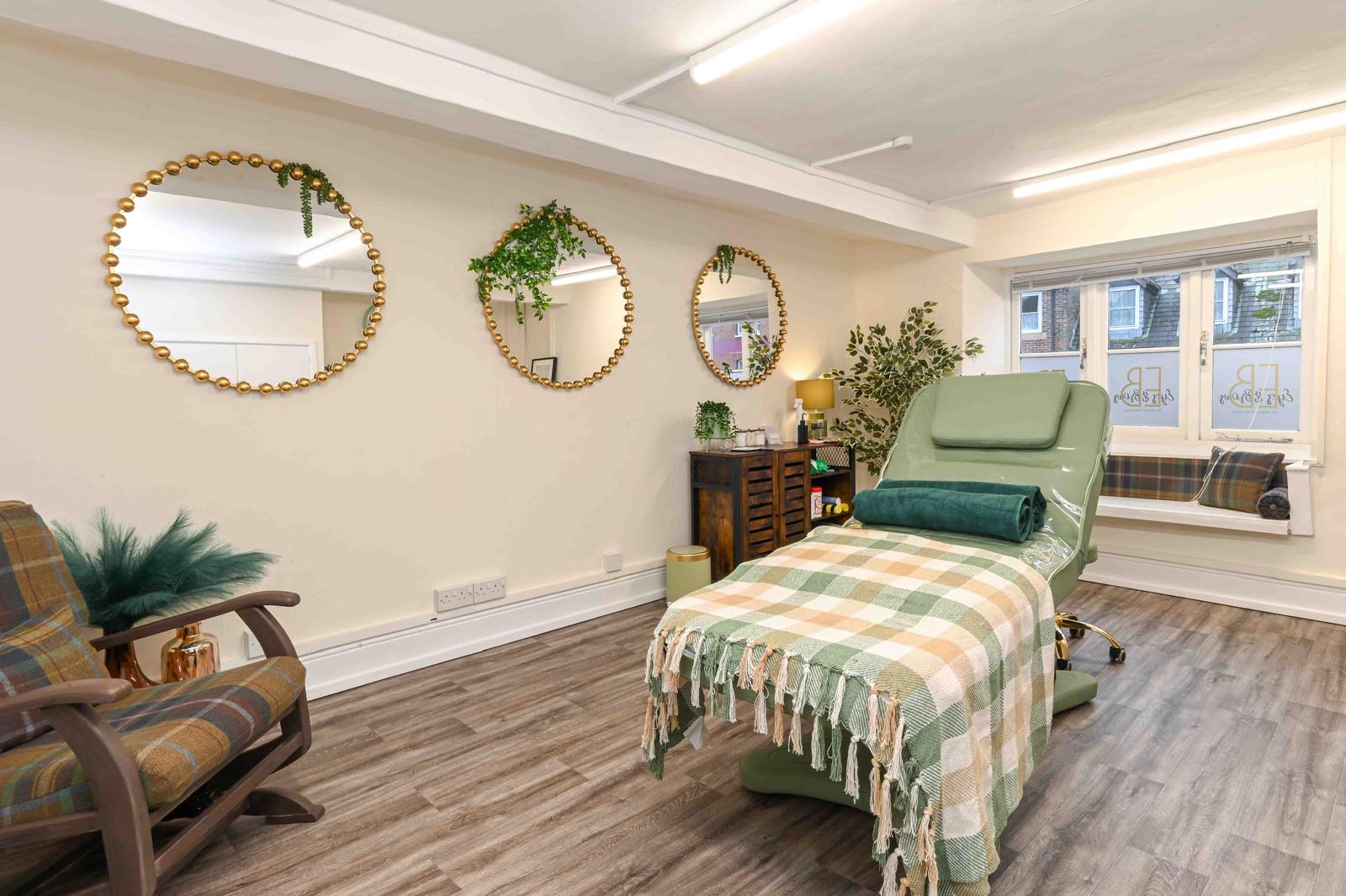 Eyes & Brows Bridport Salon